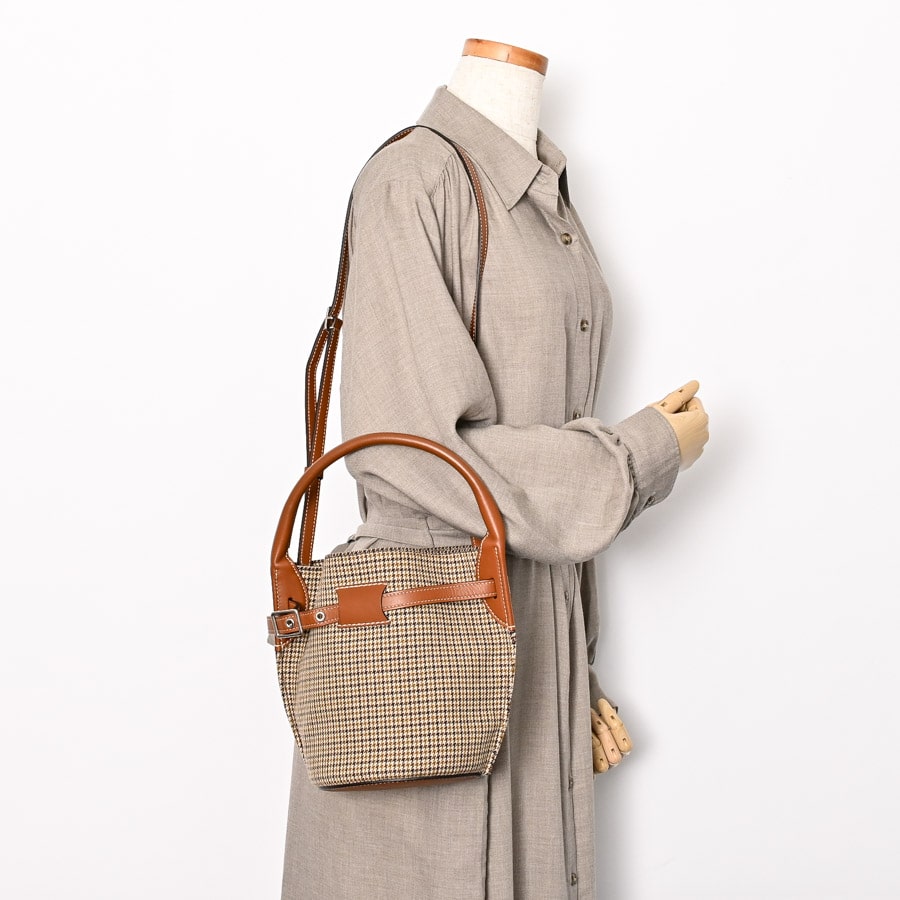 【美品】セリーヌ ビッグバッグバゲット ナノ タン ビッグバッグナノバゲット | 187243 | ショルダーバッグ | ウール