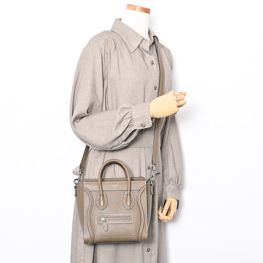 CELINE ラゲージナノ　グレージュ ラゲージナノ(約W20xH20xD10cm グレージュ / スリ): ブランドバッグ