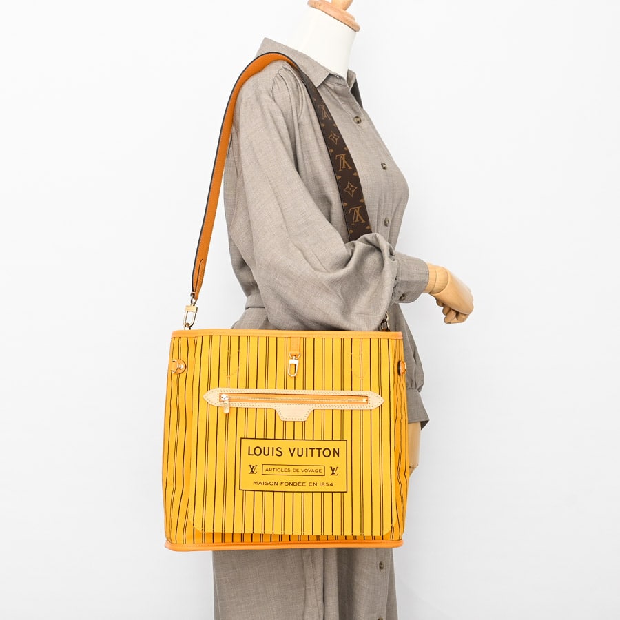 ネヴァーフルインサイドアウトMM | M12779 | トートバッグ | 新品