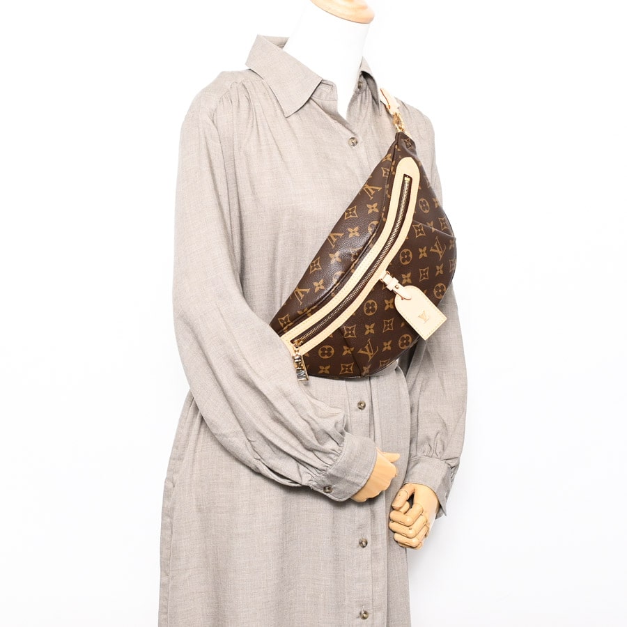 大容量*LV*モノグラム ハイライズバムバッグ M46784 ハイ・ライズ モノグラム｜ルイ・ヴィトン 公式サイト - M46784