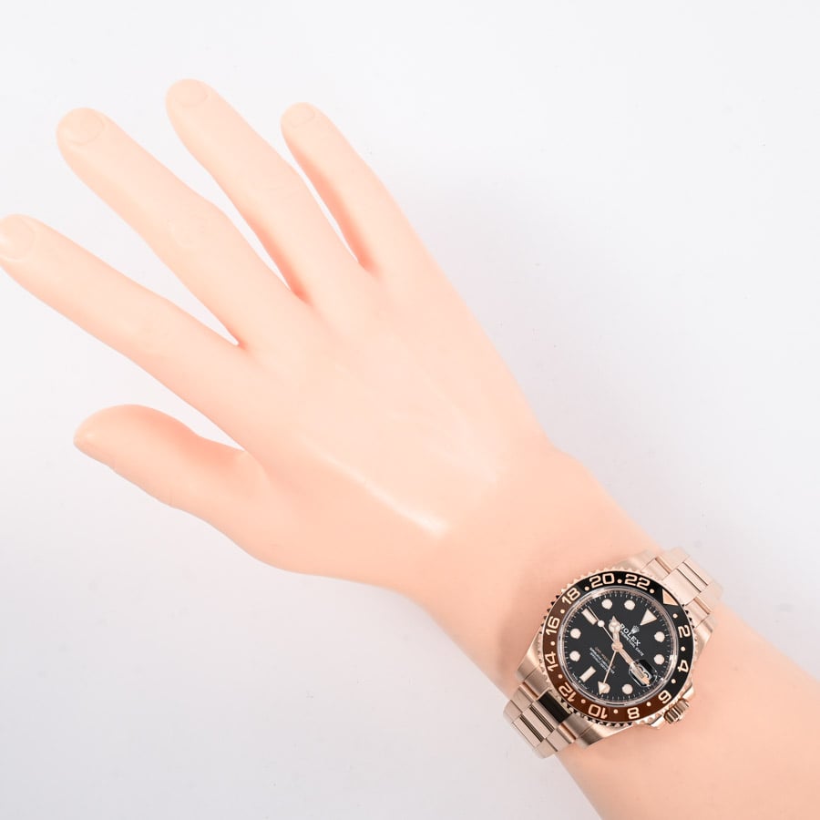 新品同様 ロレックス 定価7514100円 126715CHNR GMTマスター2 時計 ローズゴールド 19年ギャラ 中古 4b012727 ROLEX 桃金 GMTマスターII 126715CHNR | 時計専門店GMTのブログ