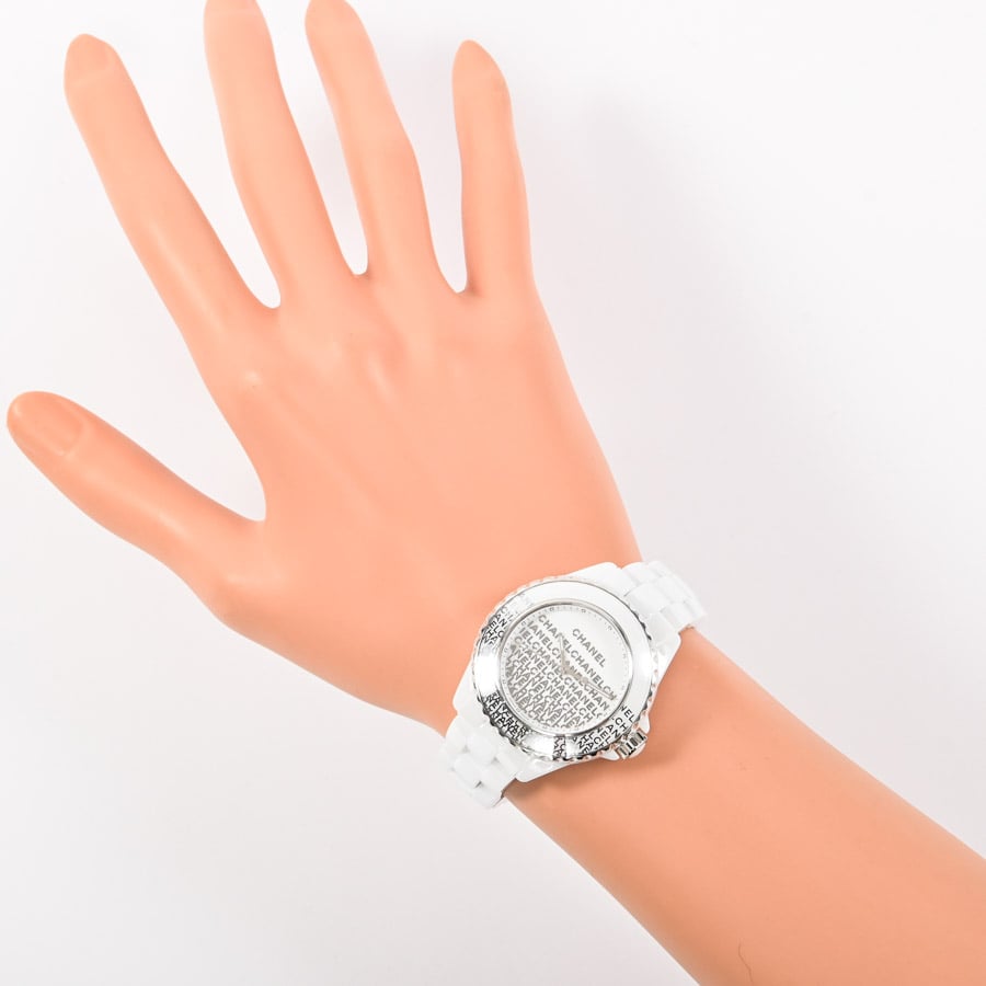 シャネル | J12 ウォンテッド 33mm | H7419 | セラミック | 新品