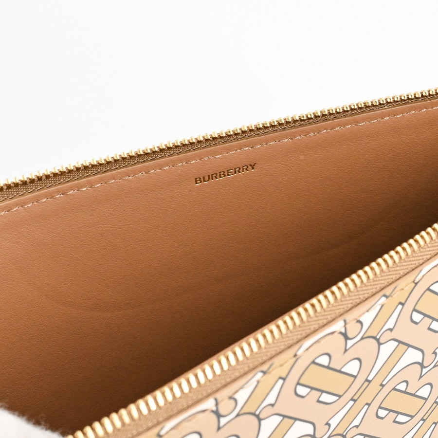 【美品】BURBERRY ベージュ レザー クラッチバッグ クラッチバッグ(約W29.5xH20xD1.5cm(実寸) ベージュ): ブランド