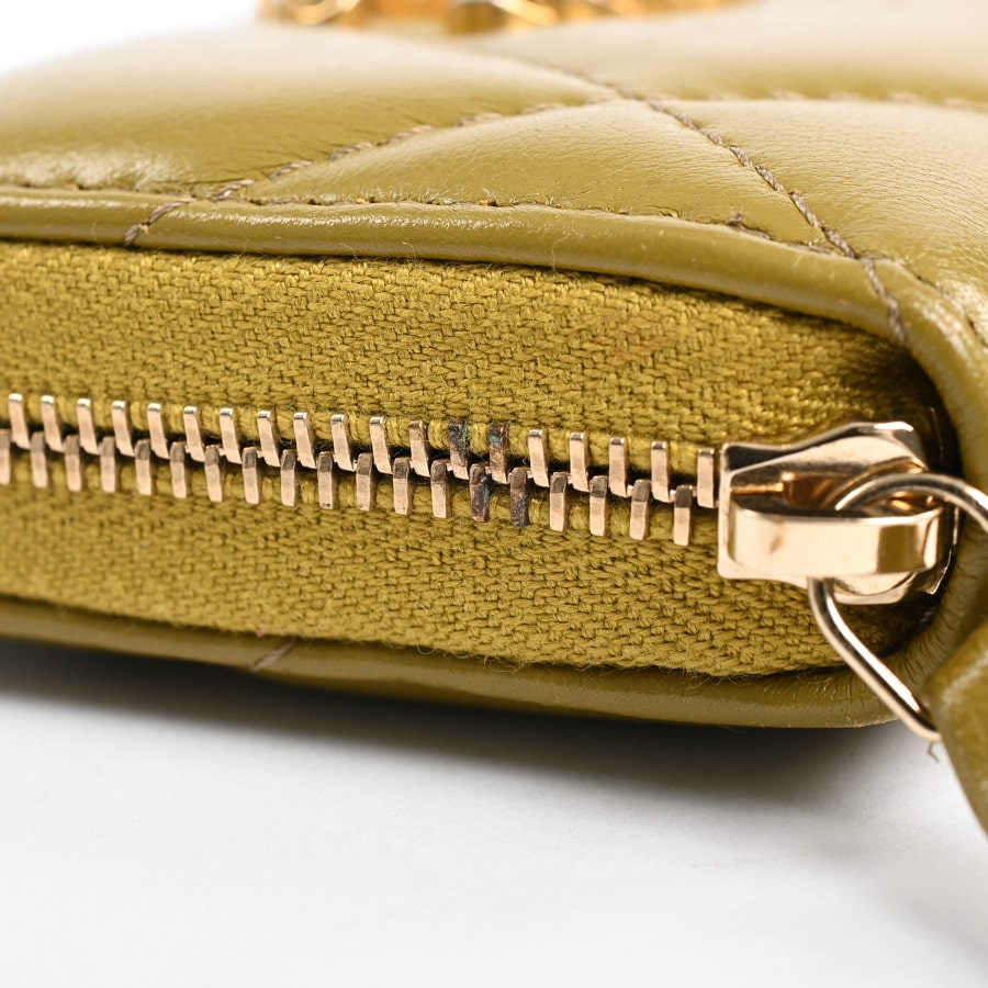 CHANEL19ジップコインパース(約W11xH7cm(実寸) カーキ): ブランド財布