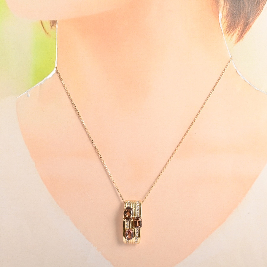 タサキ　K18 ガーネットストーン ネックレスチャーム　ペンダントトップ ガーネット ネックレス | K18イエローゴールド | 中古A品| レディース