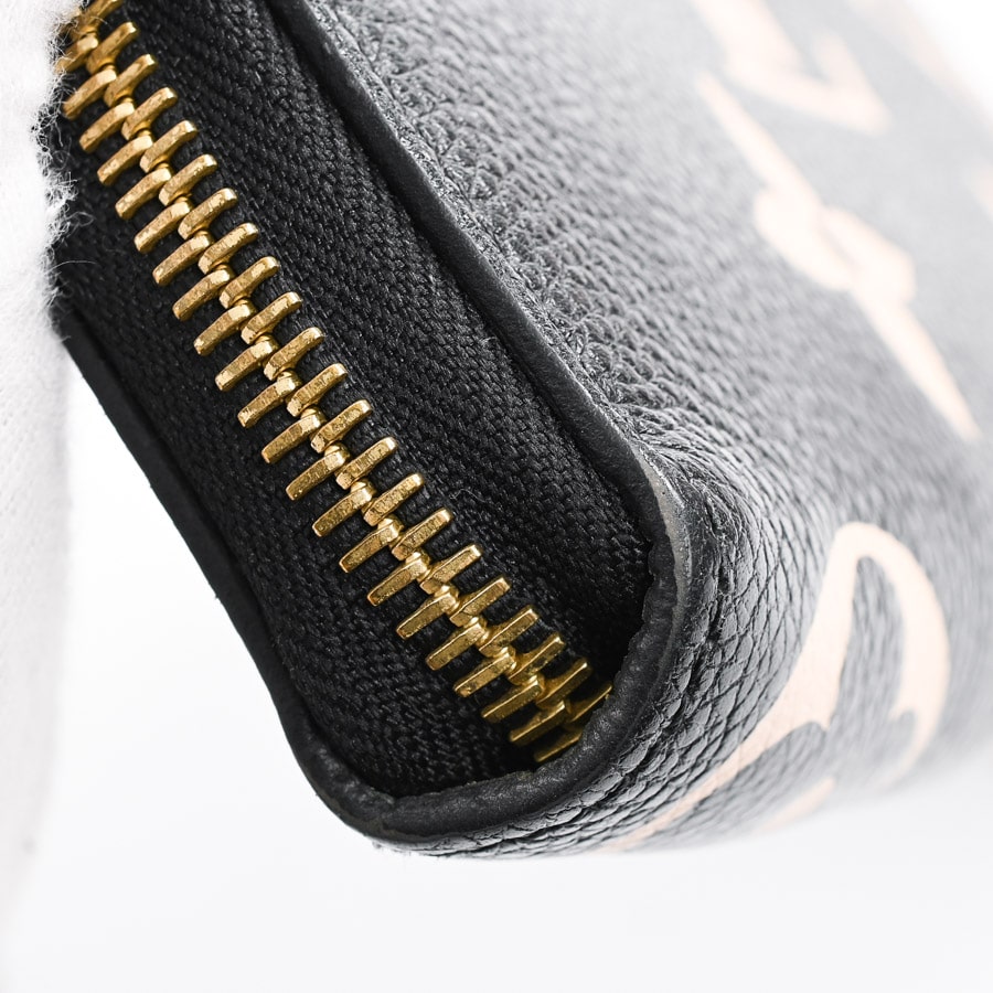 ジッピーウォレット(約W19xH10.5cm ブラック/ベージュ): ブランド財布