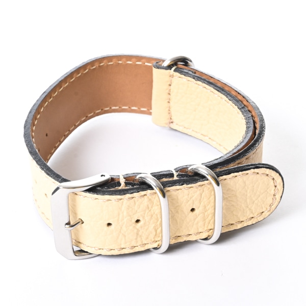 Fluco シュルムプ 22mm アイボリー 長さ:28cm(金具含む)　幅:22mm