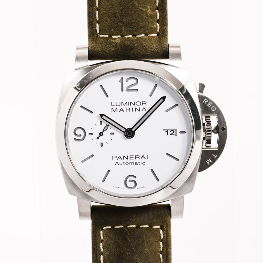 ルミノールマリーナ 44mm ホワイト / ベルトカラー：グリーン ケース約44mm