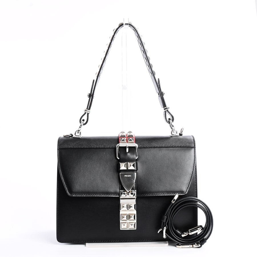 2WAYショルダーバッグ ネロ / レッド 約W26xH19xD9cm(実寸)