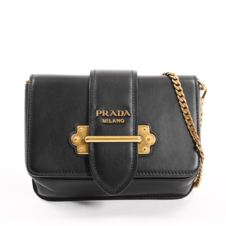 カイエショルダーバッグ ブラック 約W17.5xH13xD4cm(実寸)