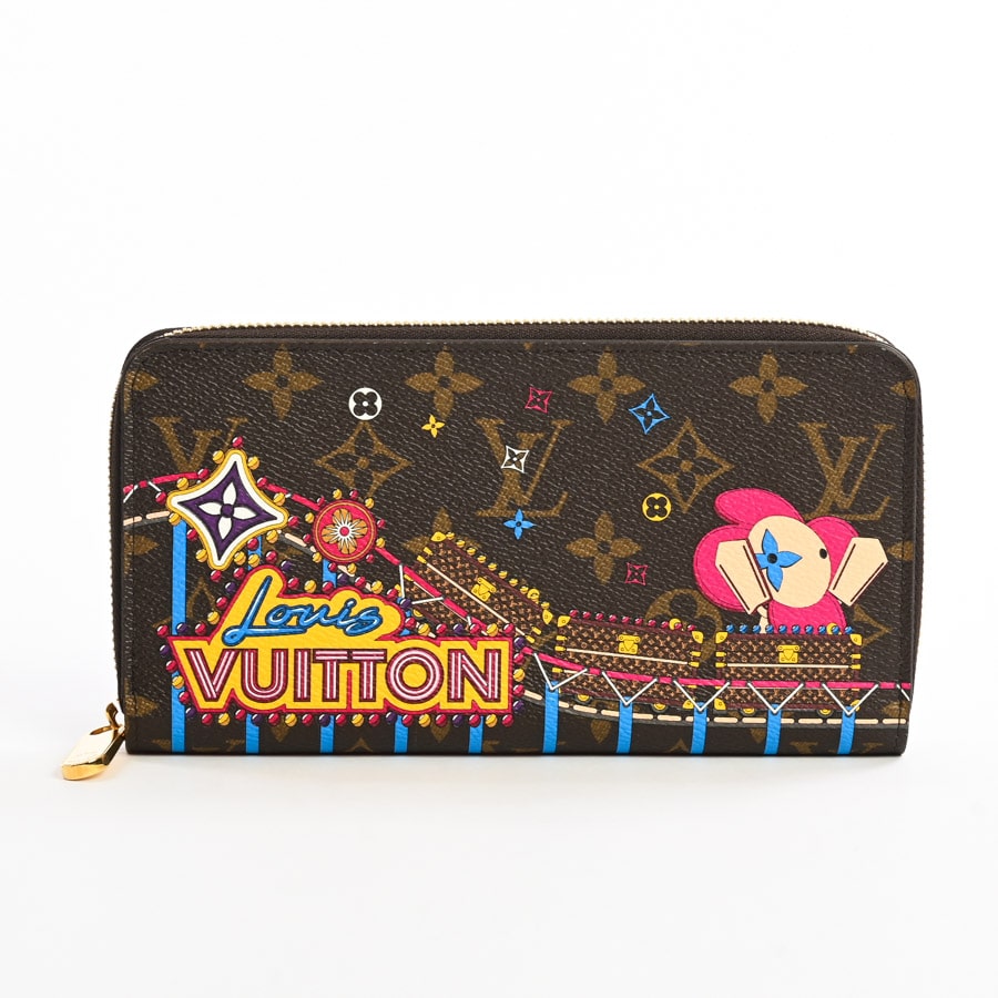 ジッピーウォレット ブラウン 約W19xH10cm(実寸)