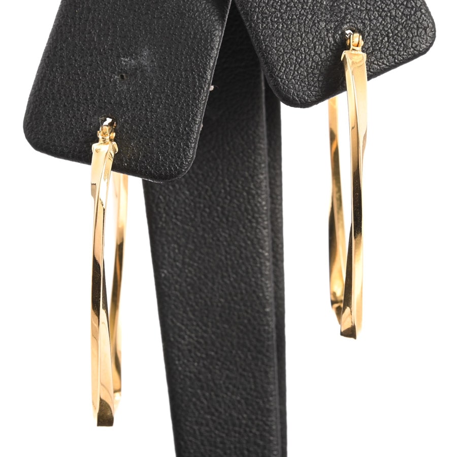 ピアス 約幅2.4xH37mm