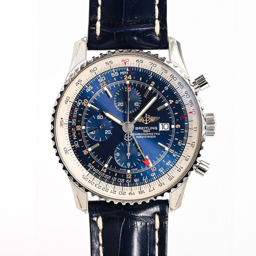 ナビタイマー ワールド ブルー ケース:約46mm(実寸)