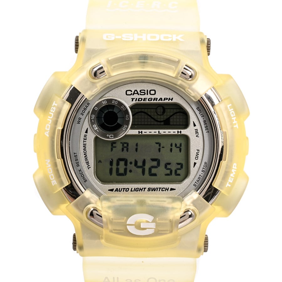 G-SHOCK イルクジ FISHERMAN シルバー ケース:約47mm(実寸)