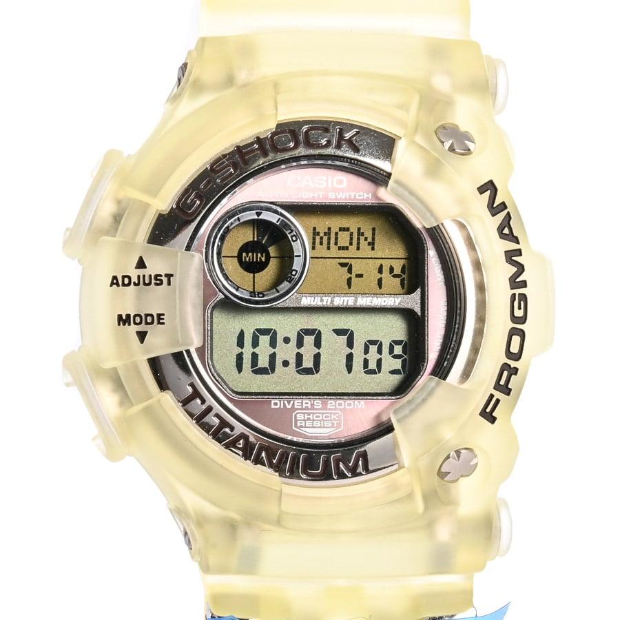 G-SHOCK W.C.C.S パープル ケース:約45mm(実寸)