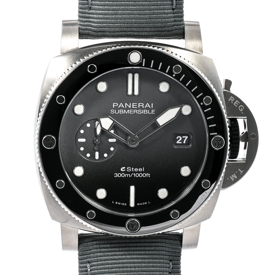 サブマーシブル クアランタクアトロ esteel グリージョロッチャ グレー ケース:約44mm