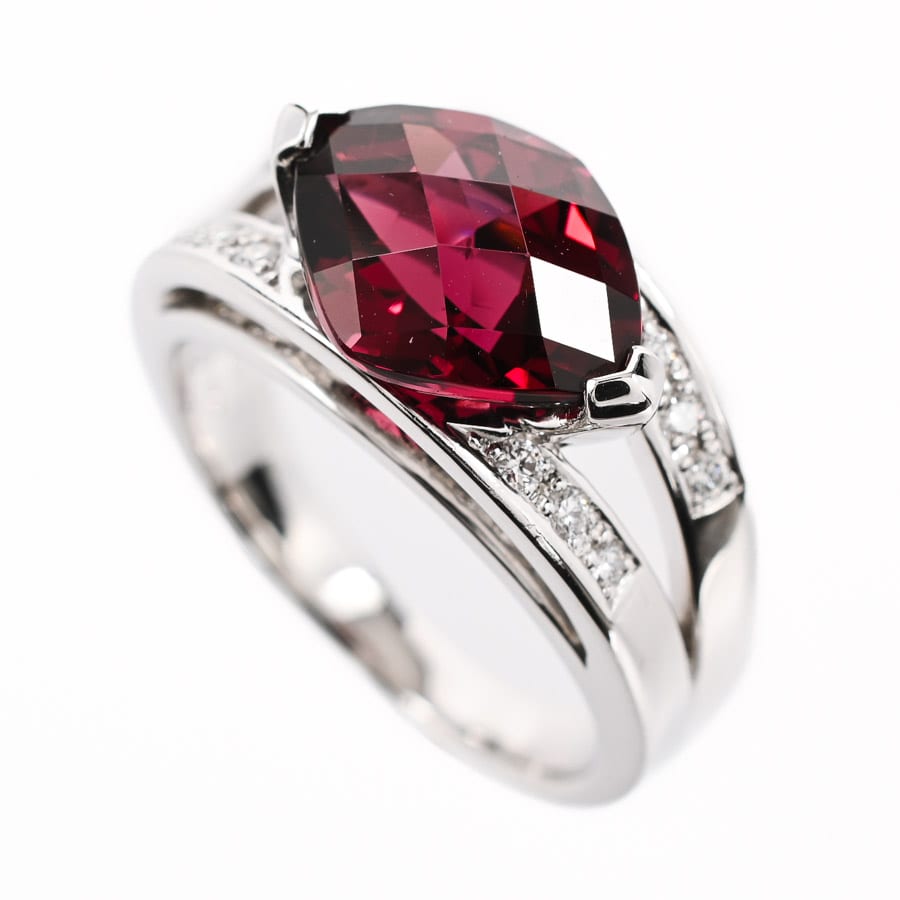 【中古A品】  タサキ ガーネット リング   K18ホワイトゴールド 元町本店