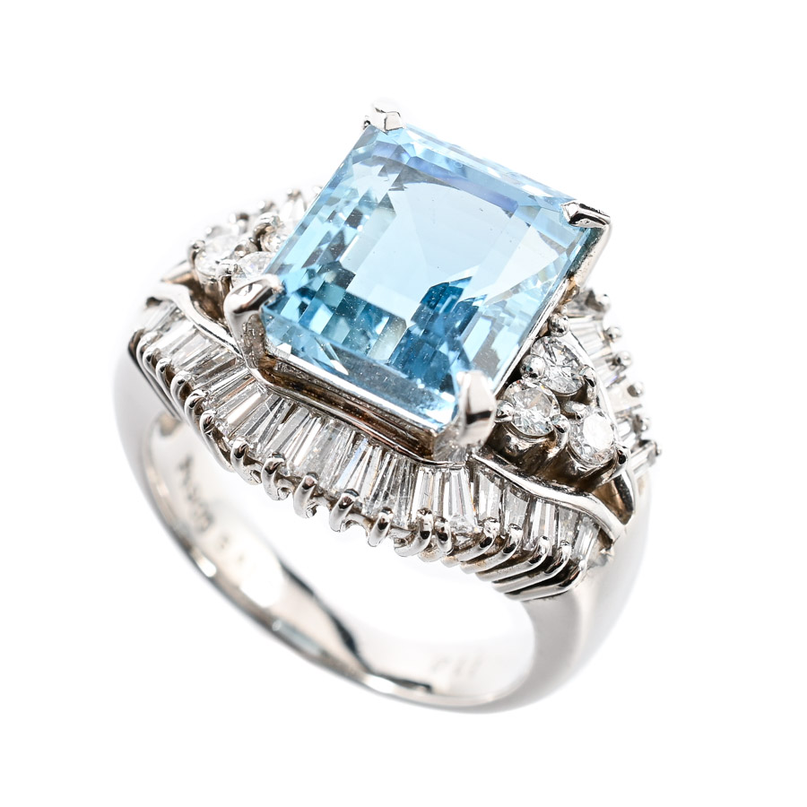 【中古A品】  ノンブランドジュエリー アクワマリン リング   プラチナ900 横浜関内店