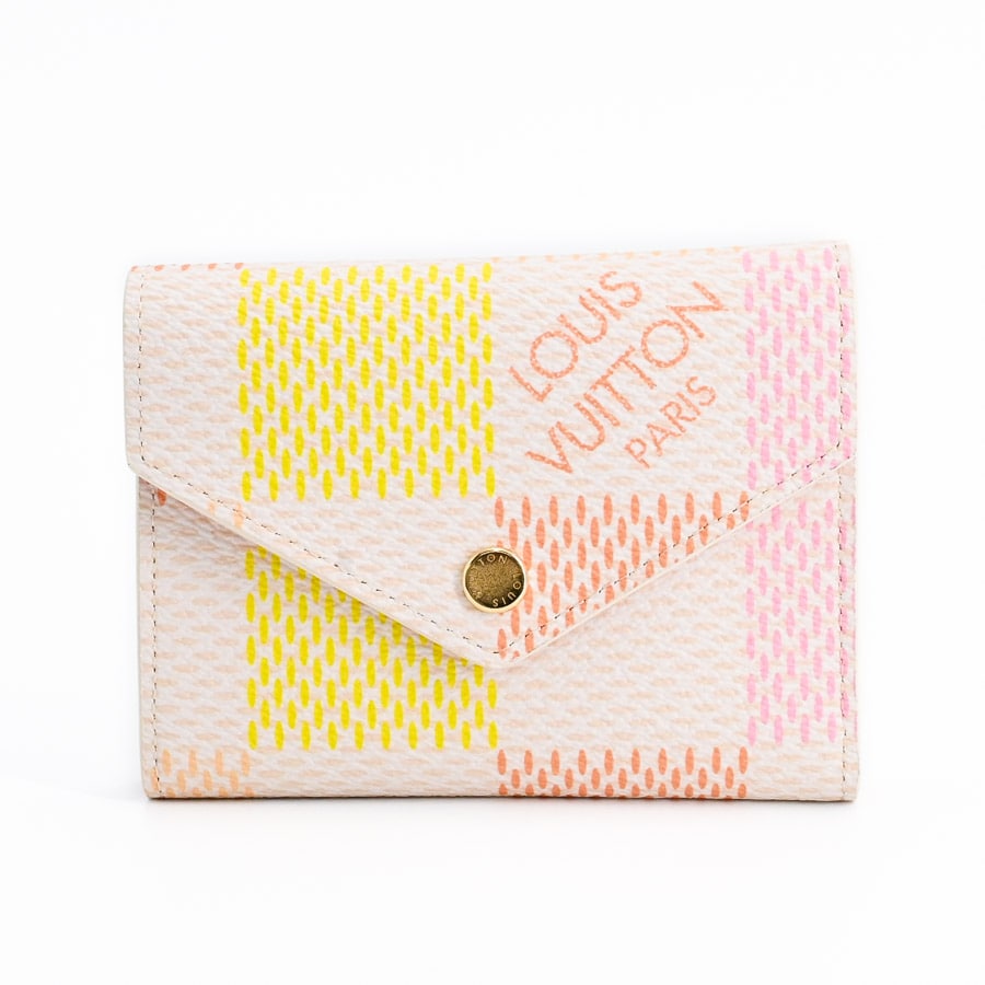 ポルトフォイユヴィクトリーヌ ピンク / ペッシュ 約W12xH9cm(実寸)