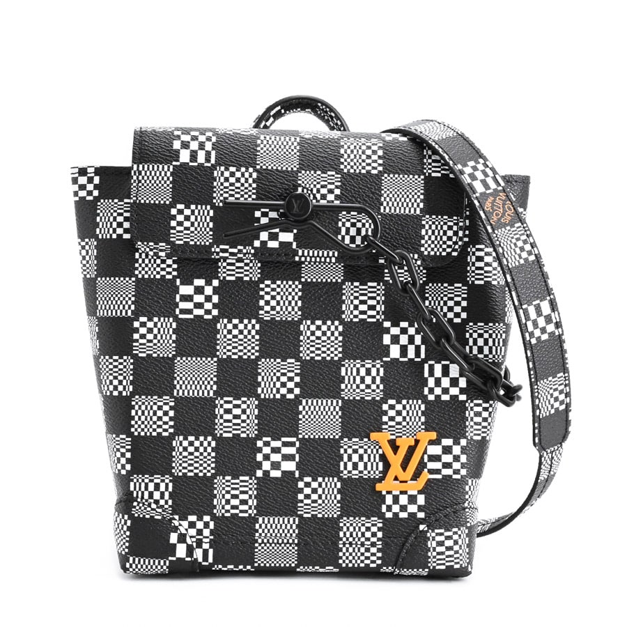 スティーマーXS ブラック 約W15xH19xD8cm(実寸)