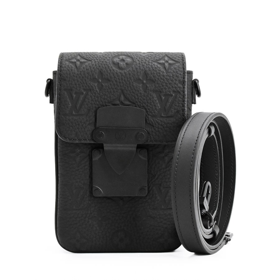 Sロックヴェルティカルウェアラブルウォレット ブラック 約W12xH19xD7cm