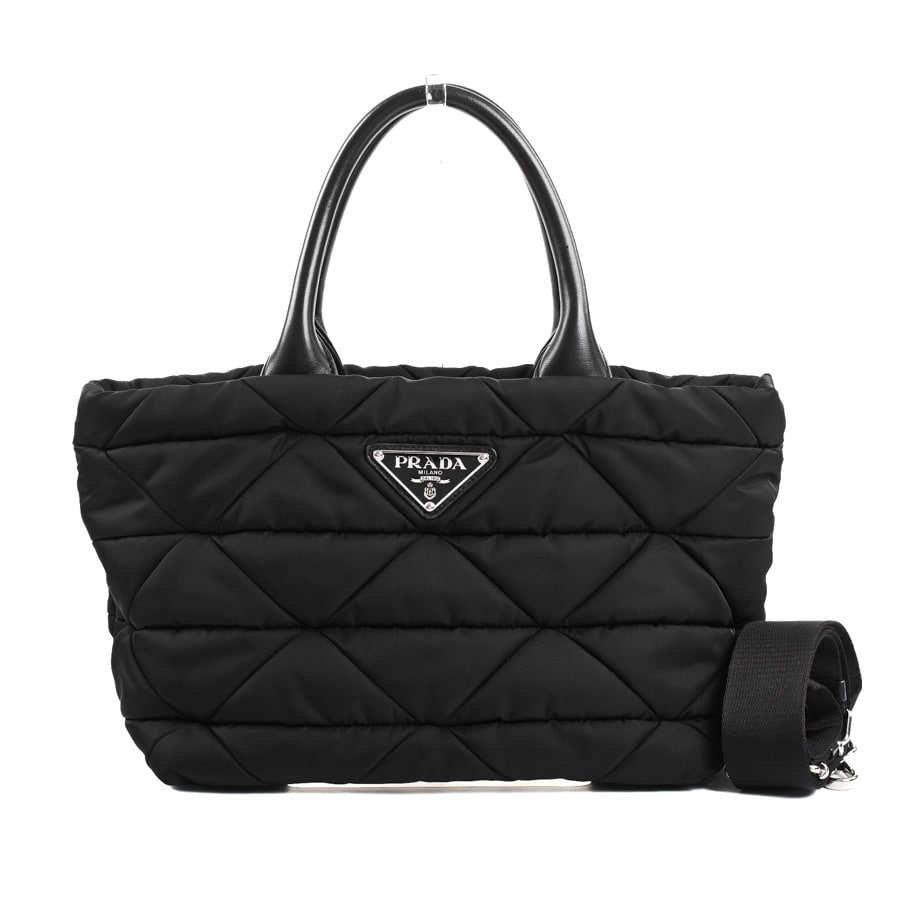 スモールパデッドRe-Nylonトートバッグ ブラック 約W26/36xH21xD15cm(実寸)