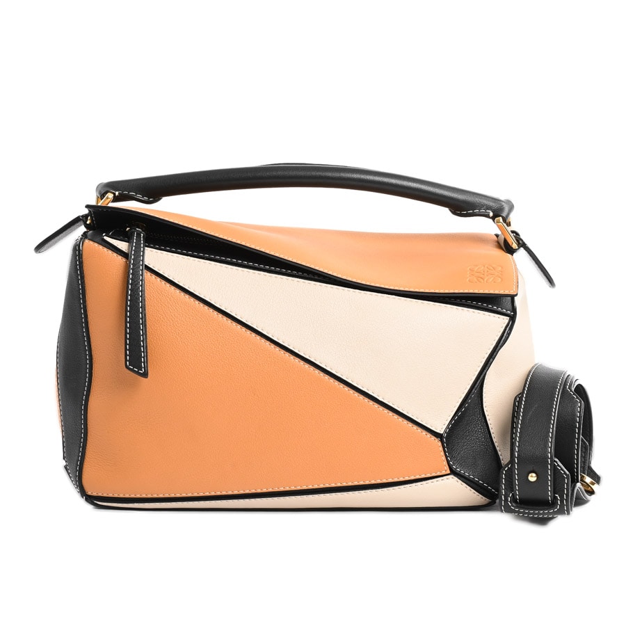 【中古AB品】  ロエベ パズルバッグミディアム   カーフ 新宿歌舞伎町店