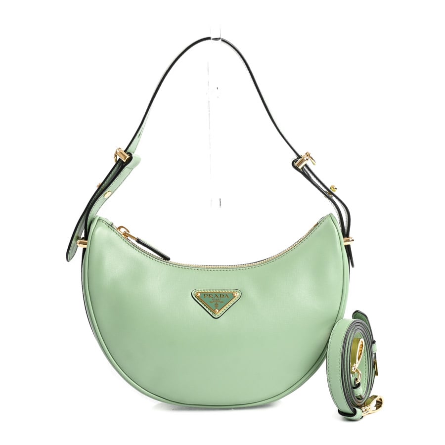 【中古A品】  プラダ ア-ケスモールレザーショルダーバッグ  1BC194 カーフ 新宿歌舞伎町店