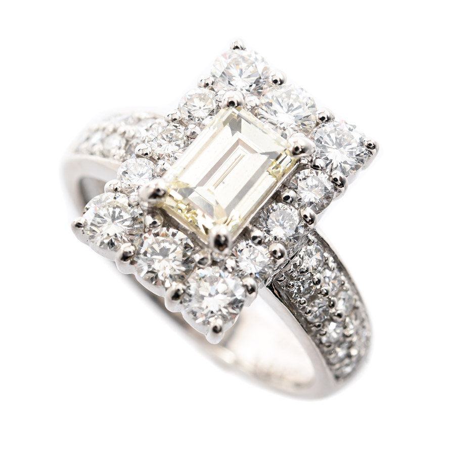 【中古A品】  ノンブランドジュエリー ダイヤ リング   プラチナ900 銀座