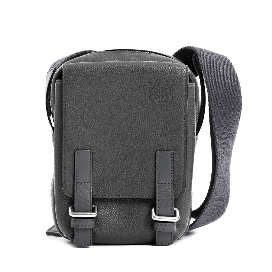 【中古A品】  ロエベ ミリタリークロスボディXS  B553P59X01 型押しレザー 新宿歌舞伎町店