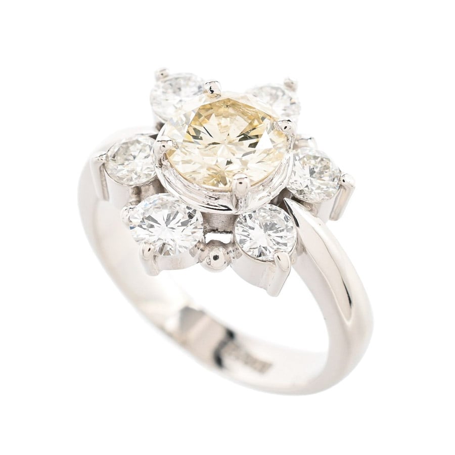 【中古A品】  ノンブランドジュエリー ダイヤ リング   プラチナ900 横浜関内店