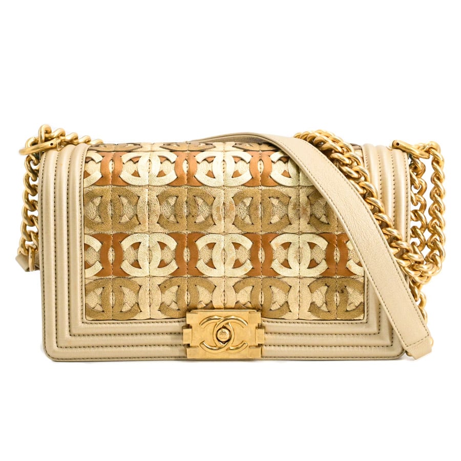 【中古AB品】  シャネル ボーイシャネルハンドバッグ ボーイシャネル A67086 カーフ THE YOKOHAMA FRONT