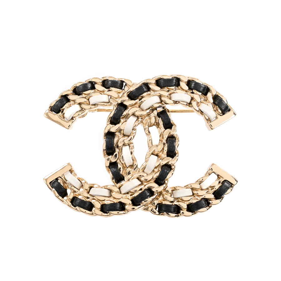 【中古A品】  シャネル ブローチ   ゴールドメッキ THE YOKOHAMA FRONT