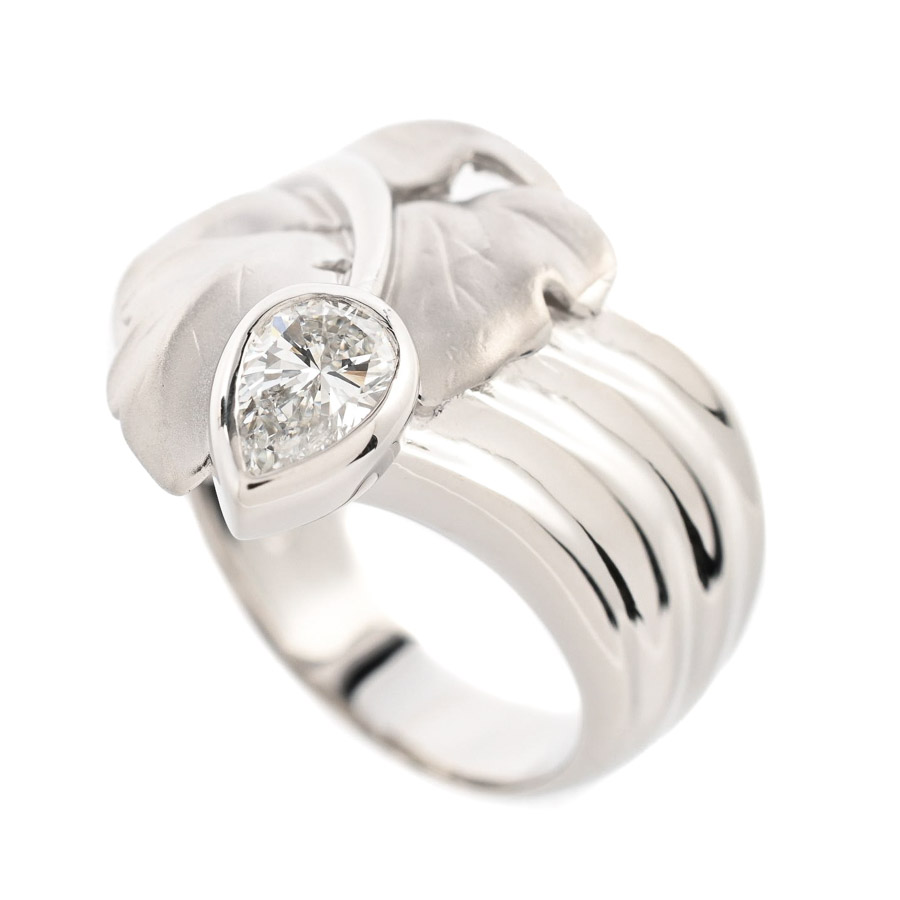 【中古A品】  ノンブランドジュエリー ダイヤ リング   プラチナ900 横浜関内店