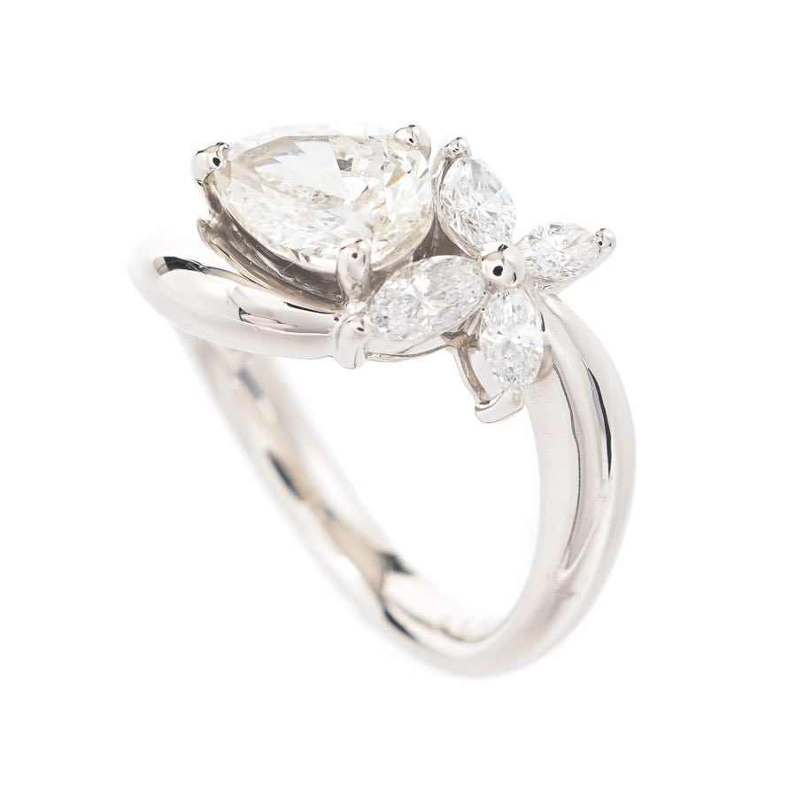 【中古A品】  ノンブランドジュエリー ダイヤ リング   プラチナ900 横浜関内店