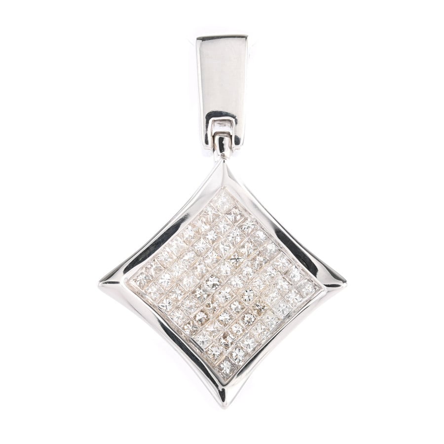 【中古A品】  ノンブランドジュエリー ダイヤ ペンダント   K18ホワイトゴールド 横浜関内店