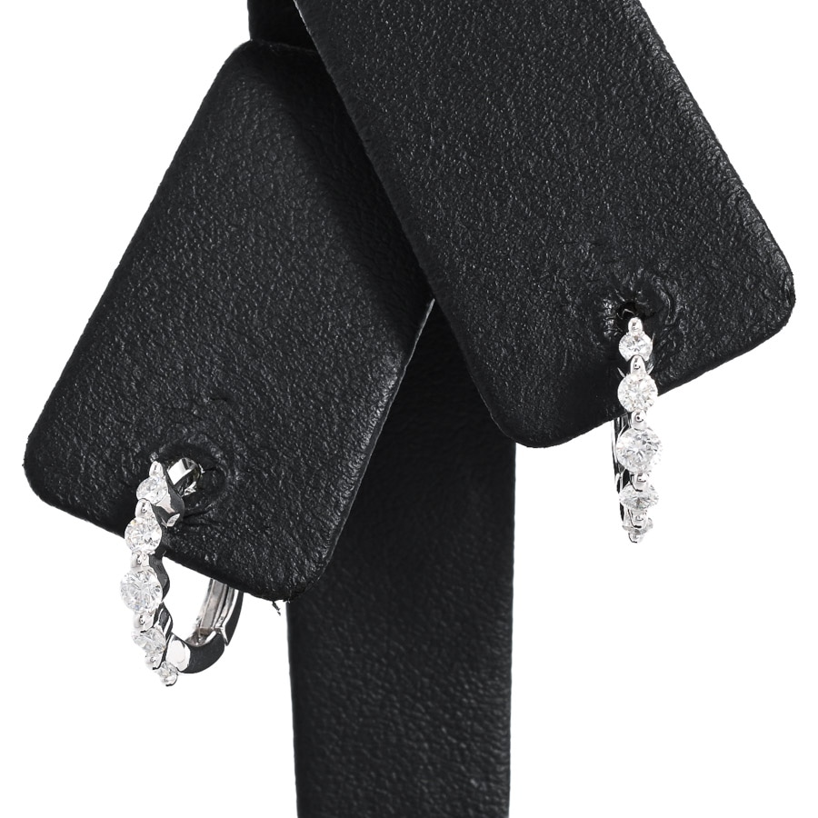 【中古A品】  ノンブランドジュエリー ダイヤ ピアス   K18ホワイトゴールド 元町本店