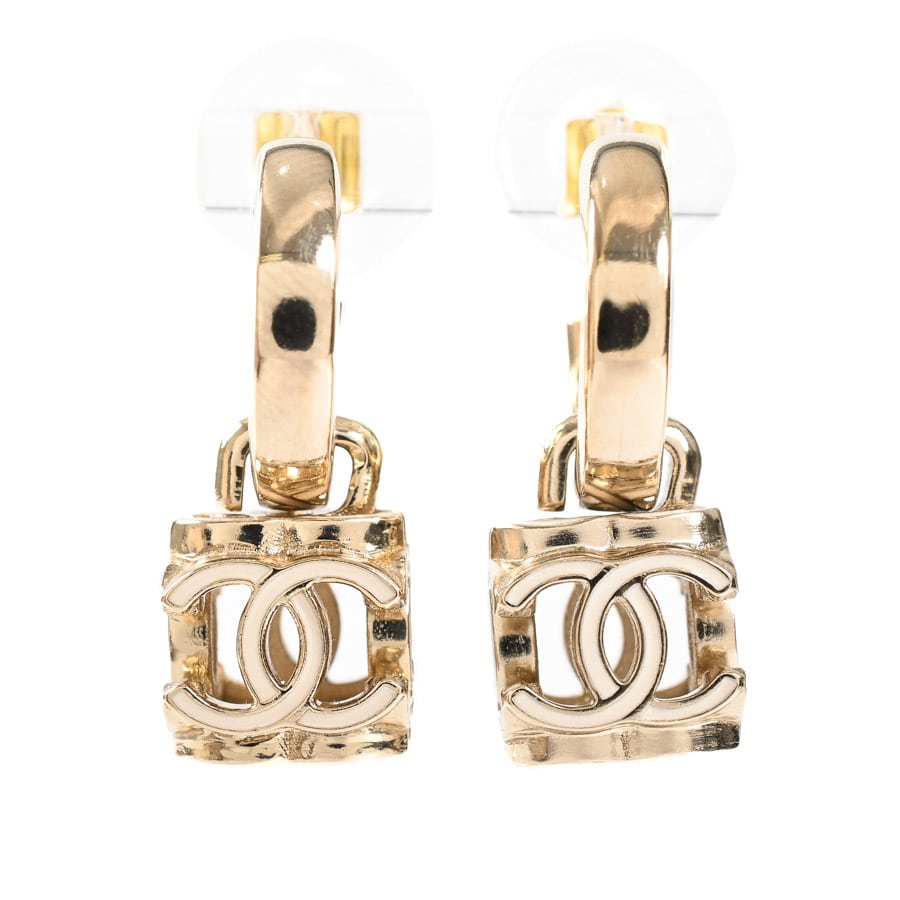 【中古A品】  シャネル ピアス  AB9567 ゴールドメッキ 新宿歌舞伎町店