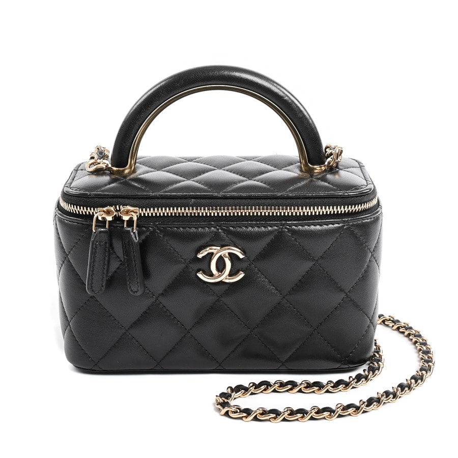 【中古A品】  シャネル スモールヴァニティチェーンショルダーバッグ  AP2846 ラムスキン THE YOKOHAMA FRONT