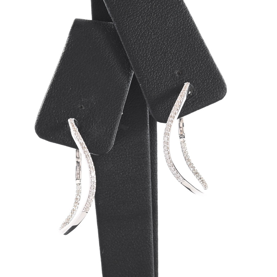 【中古A品】  ノンブランドジュエリー ダイヤ イヤリング   K18ホワイトゴールド 横浜関内店