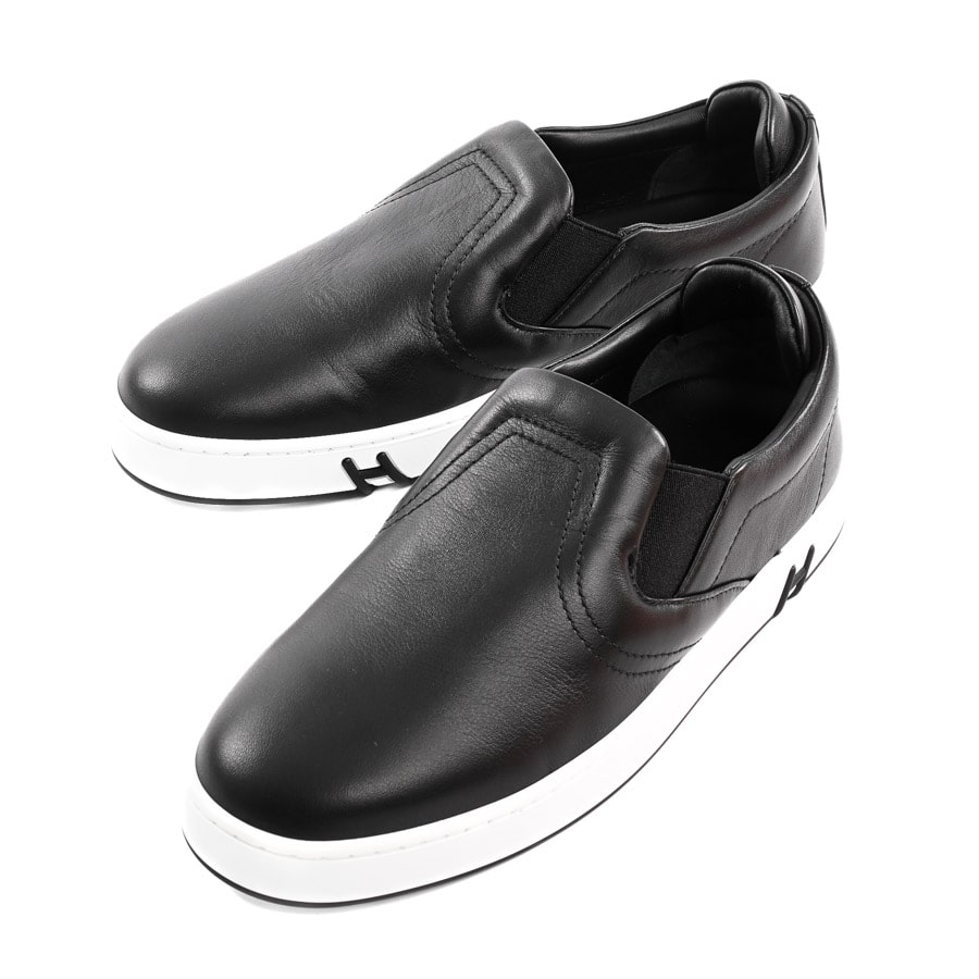 【未使用品】  エルメス ラッキー   カーフ 元町本店