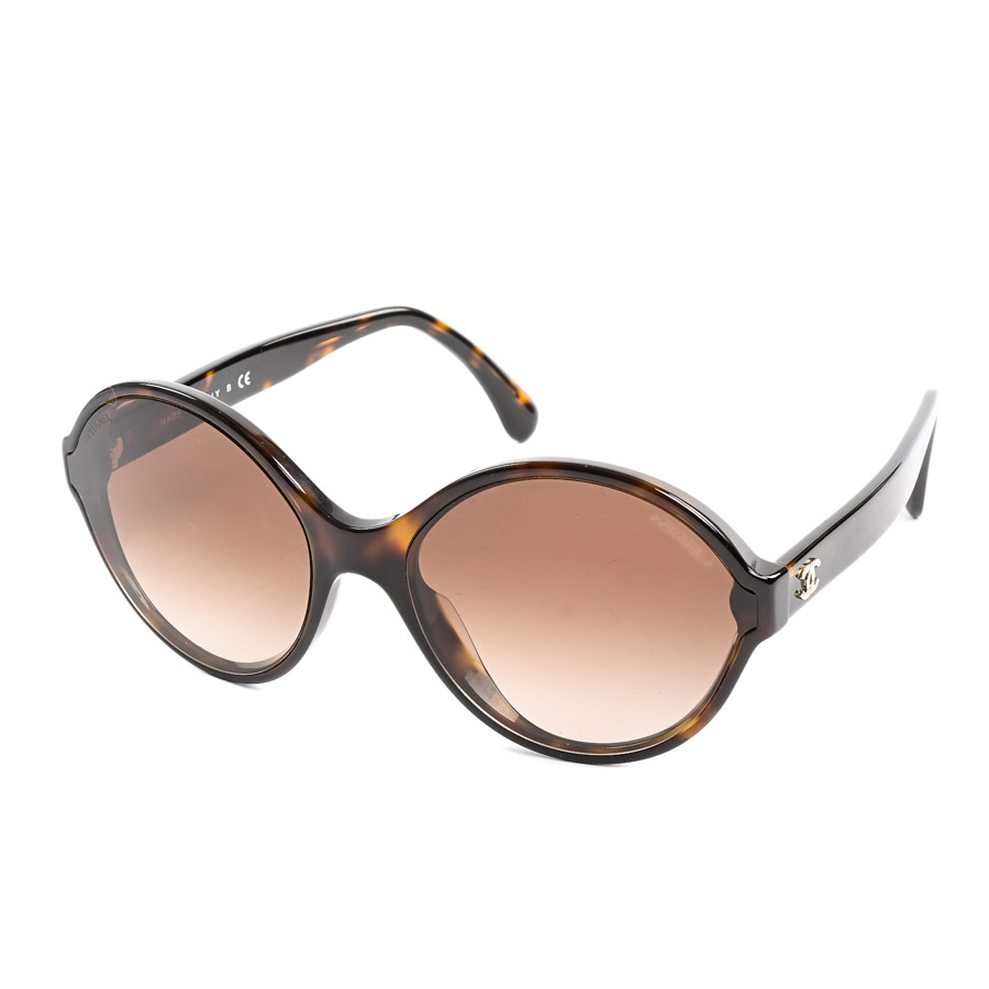 【中古A品】  シャネル サングラス  5387-A プラスチック 新宿歌舞伎町店