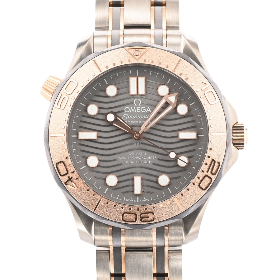 【中古A品】  オメガ シーマスター ダイバー300M コーアクシャル マスタークロノメーター  210.60.42.20.99.001 ピンクゴールド/チタン 銀座