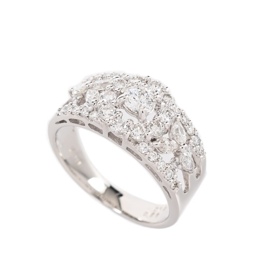 【中古A品】  ノンブランドジュエリー ダイヤ リング   プラチナ900 横浜関内店