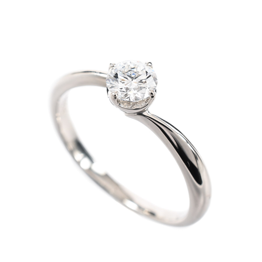 【中古A品】  ノンブランドジュエリー ダイヤ リング   プラチナ950 銀座