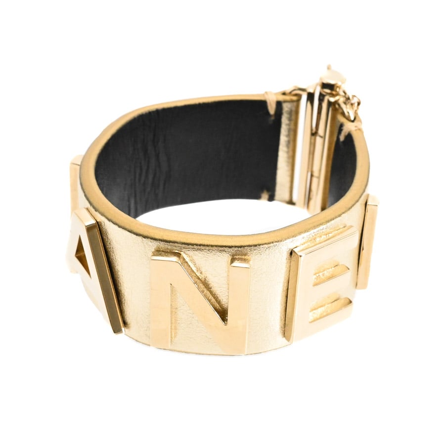 【中古AB品】  シャネル バングル   カーフ THE YOKOHAMA FRONT