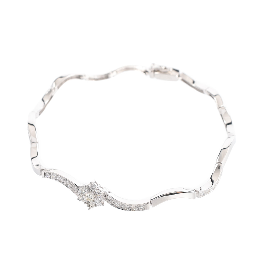 【中古A品】  ノンブランドジュエリー ダイヤ ブレスレット   K18ホワイトゴールド THE YOKOHAMA FRONT