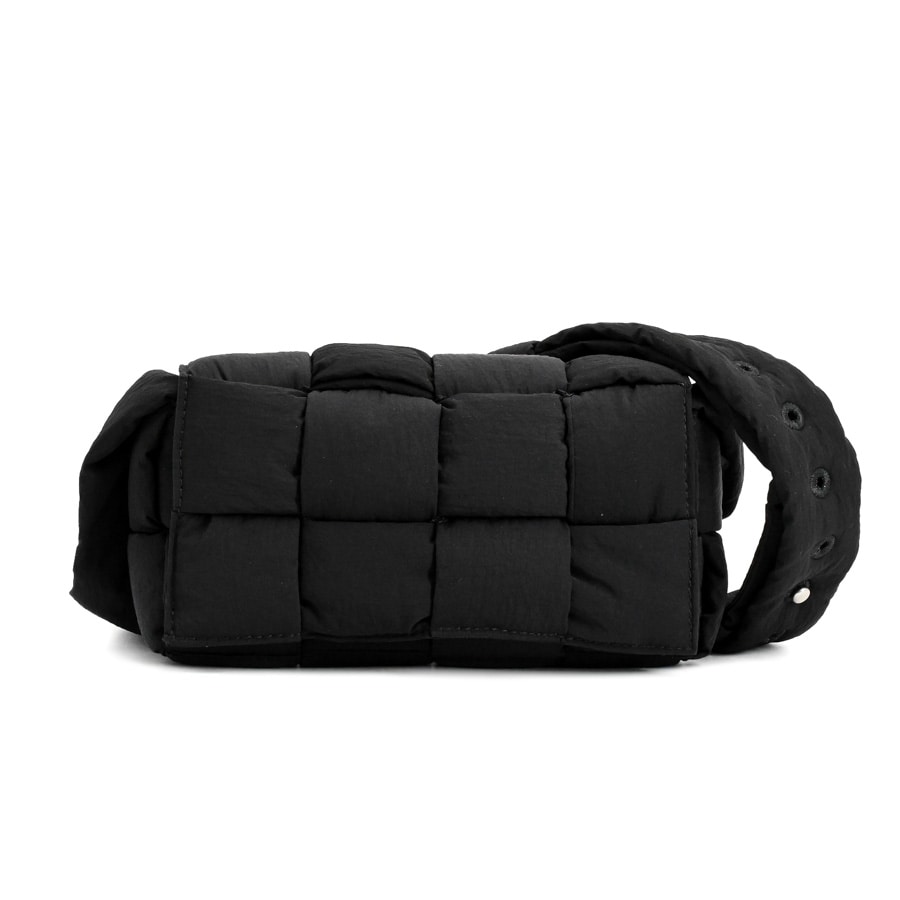 【中古A品】  ボッテガヴェネタ キャンディカセット   ナイロン 元町本店