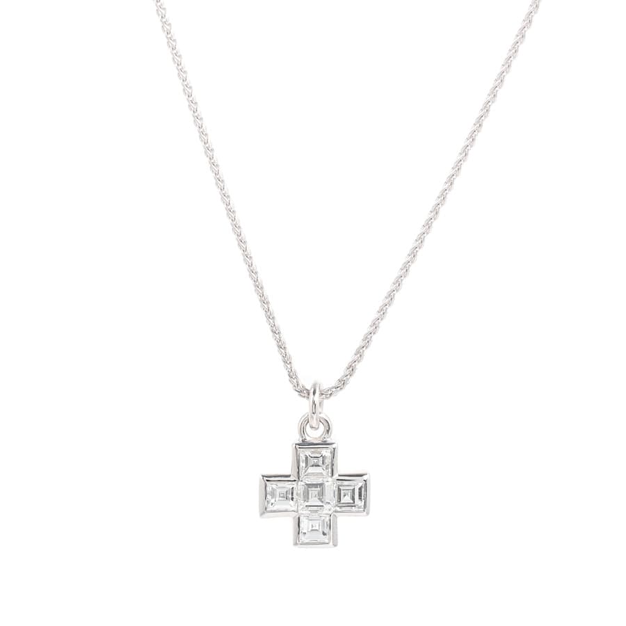 【中古A品】  ブルガリ クロス   K18ホワイトゴールド 横浜関内店