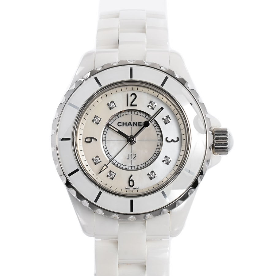 【中古A品】  シャネル J12 33mm  H2422 セラミック 新宿歌舞伎町店
